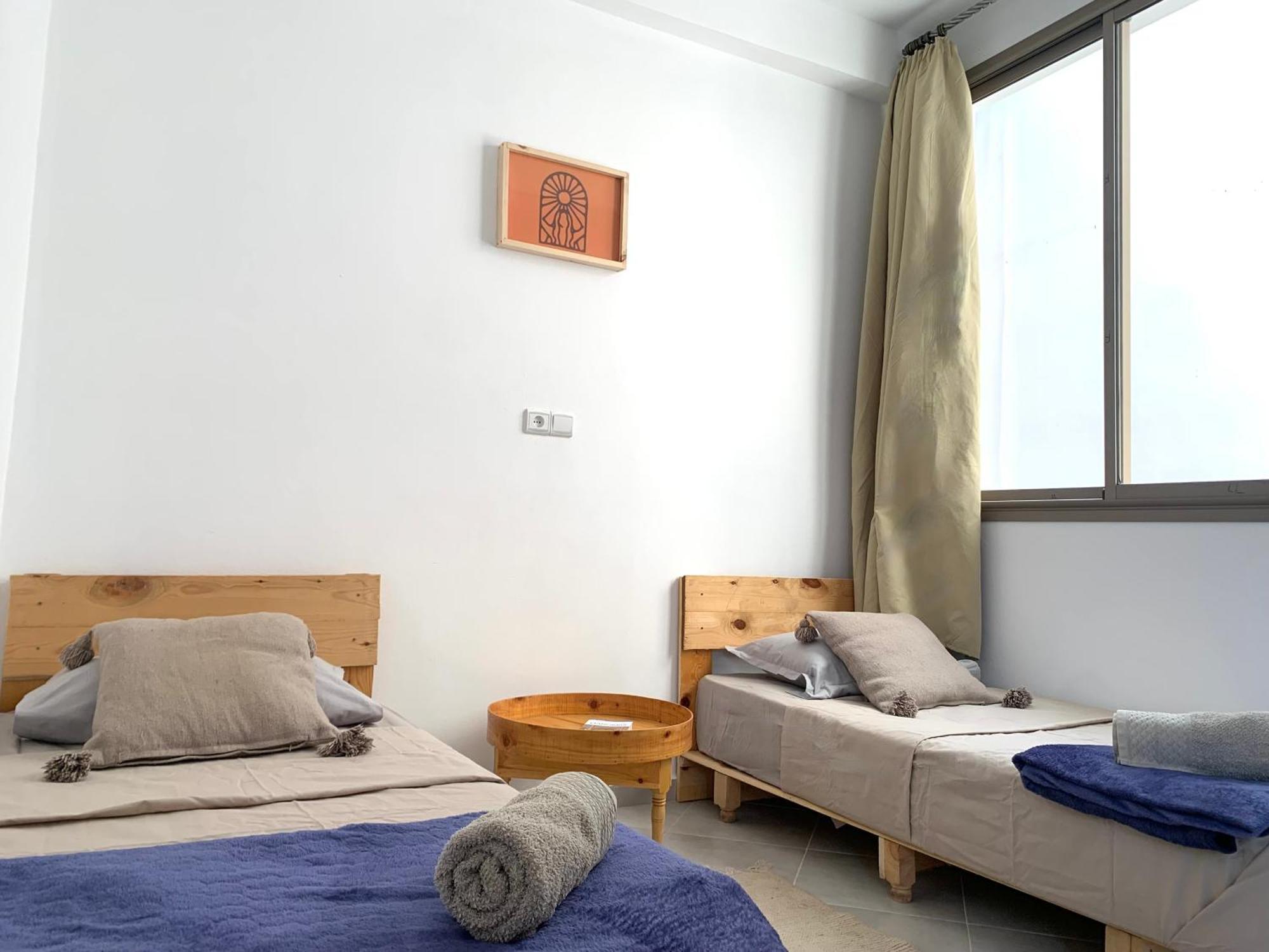 Ocean Surf House Hostel Tamraght Buitenkant foto